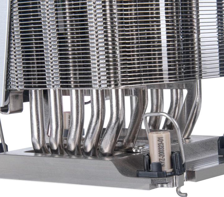 Image du produit Silverstone SST-XE04-4189B - Xenon 4U petit format serveur / station de travail CPU cooler for Intel LG (126 mm)