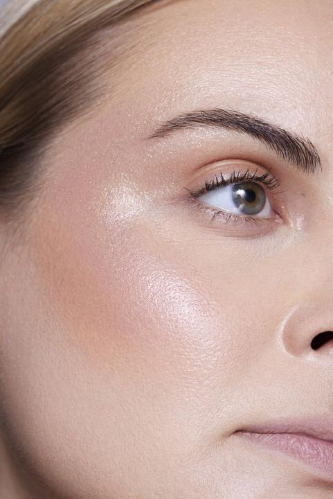 Danessa Myricks Colorfix Metallics - Ballerina