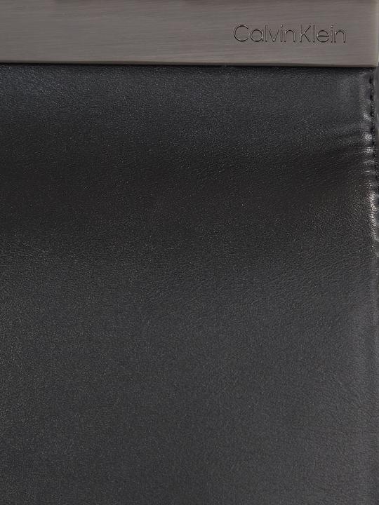 Produktbild Calvin Klein Damen-Umhängetasche mit Metallkante