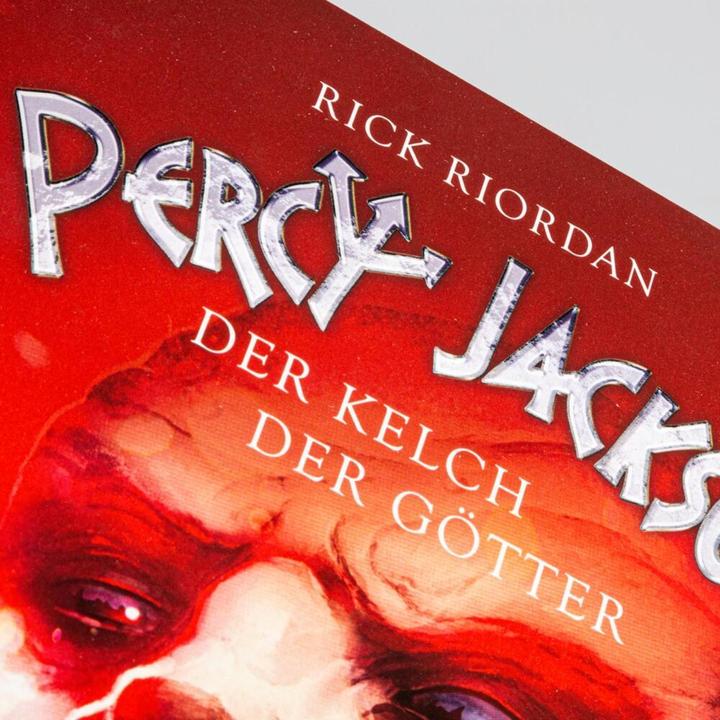 Actual product image Percy Jackson 6: The Cup of the Gods (Rick Riordan., German)