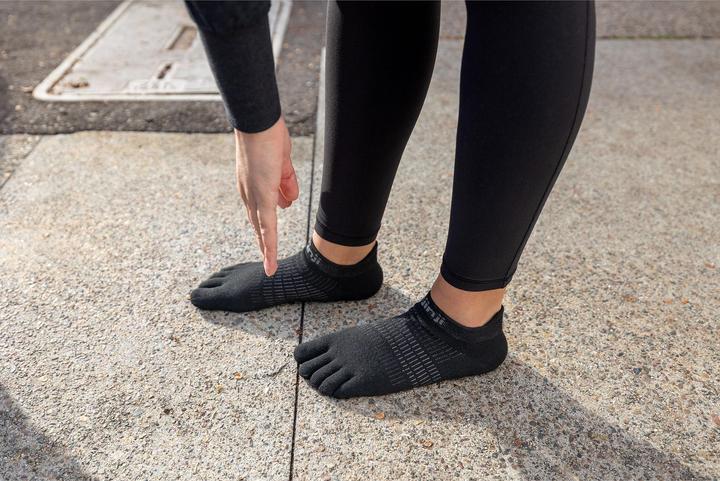 Produktbild Injinji Women's Run Lightweight No-Sho (M/L)