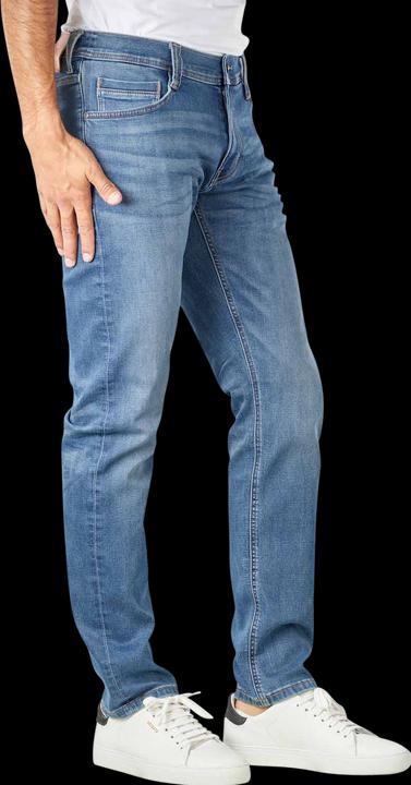 Actual product image Mustang Oregon Tapered Jeans Medium Blue (W36/L30)