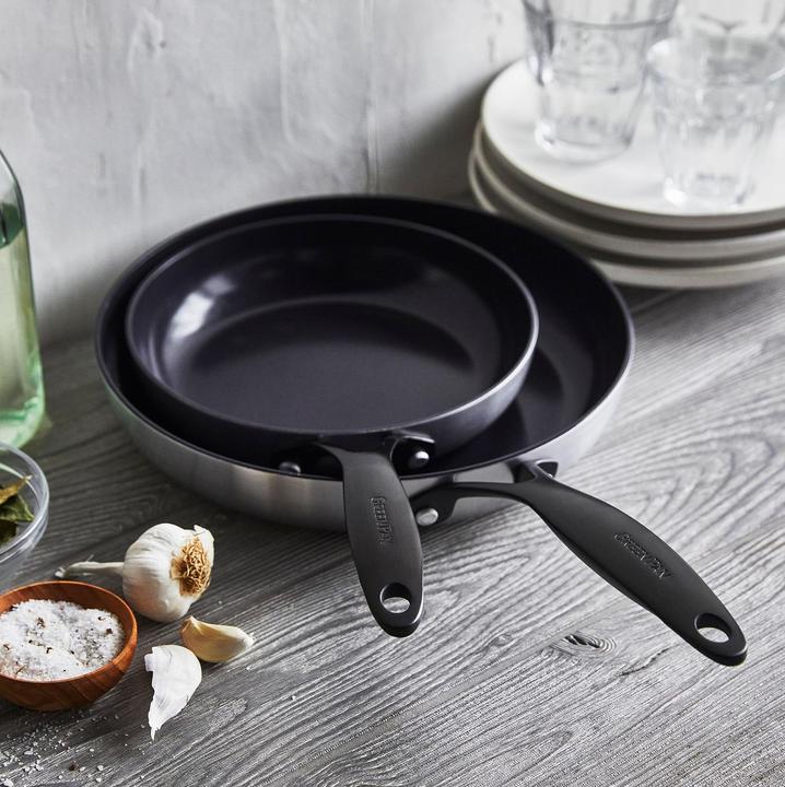 Actual product image Greenpan Venice Pro Noir (Saucepan, Stainless steel)