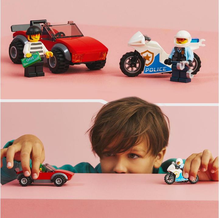 Actual product image LEGO Police motorbike chase (60392, LEGO City)