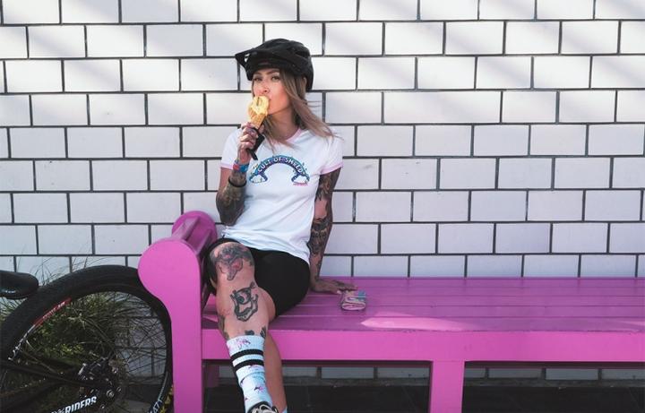 Produktbild Loose Riders Rainbows Tee W (S)