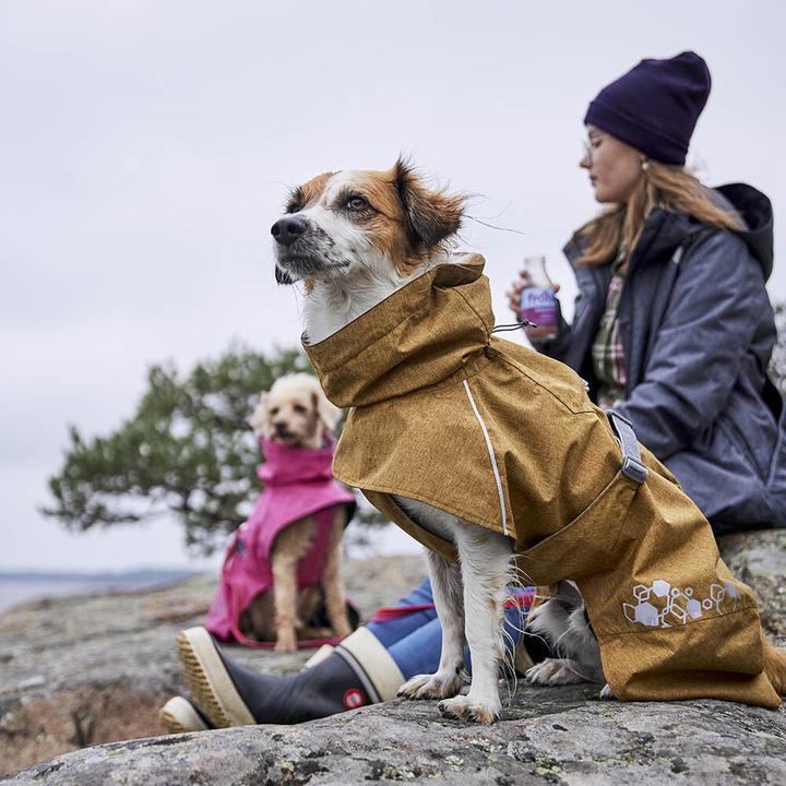 Actual product image Hurtta Monsoon V2 Eco Pink mackintosh, 40 cm (40, Dog raincoat)