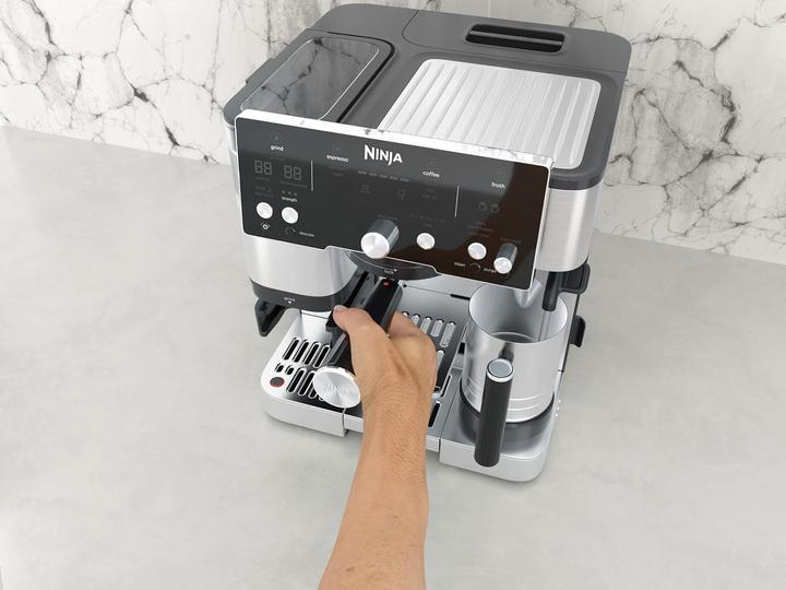 Actual product image Ninja ES501CH Luxe Café Essential (CH plug)