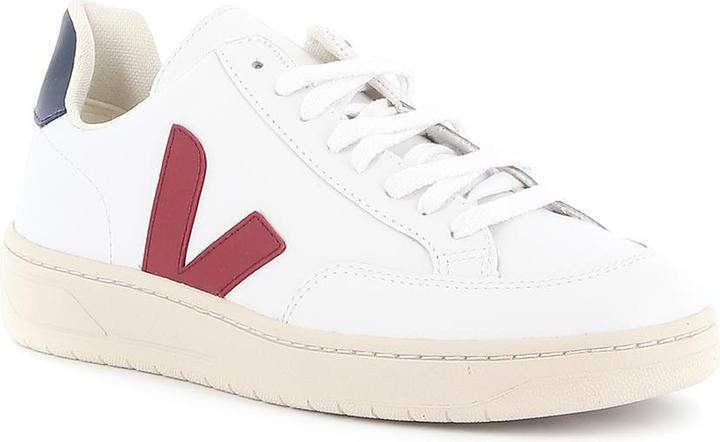 Actual product image Veja V-12 (42)