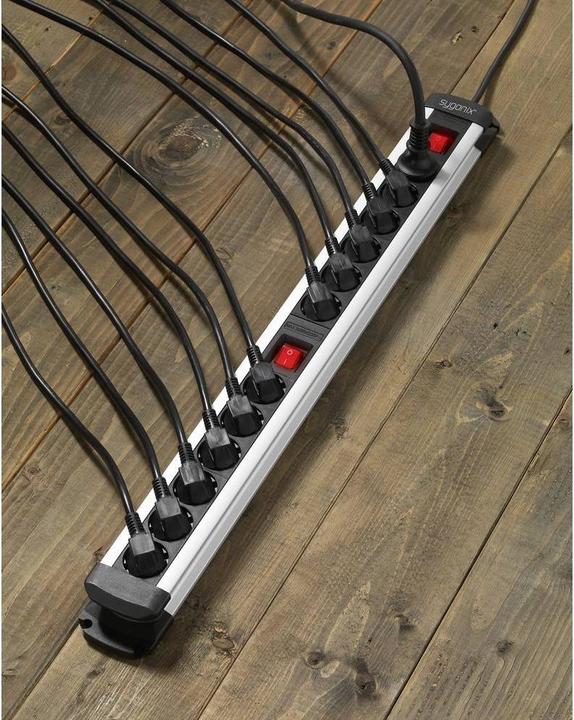 Produktbild Sygonix SY-4538268 Steckdosenleiste mit Schalter 12fach Black, Silber Schutzkontakt 1 St. (12 x, CEE 7/3, 1.40 m)