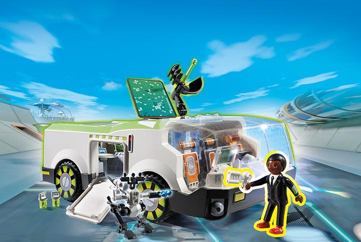Actual product image Playmobil Techno Chameleon with Agent Gene (6692)