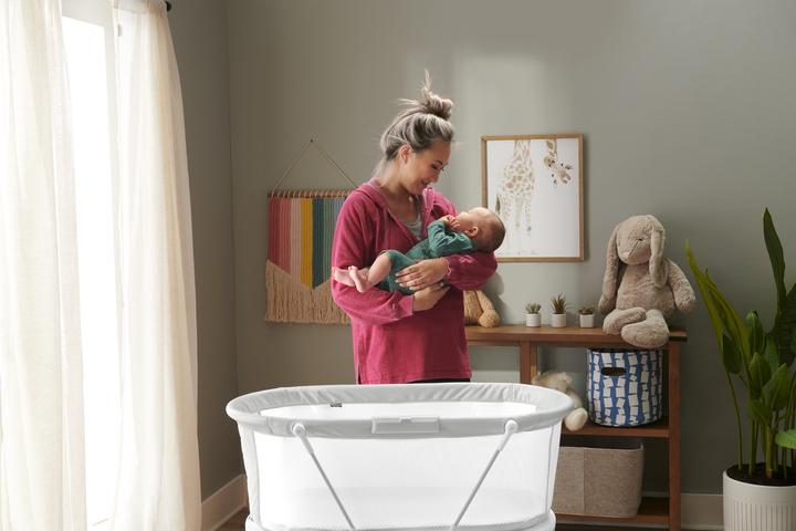 Produktbild Fisher-Price Premium Babybett mit Smart Connect