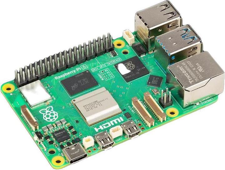 Raspberry Pi Nouveau 5 / 4GB