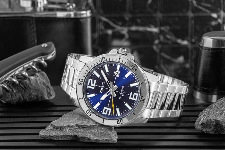 Immagine prodotto Casio Herrenuhr MTP-VD01D-2BVUDF + BOX (43 mm)