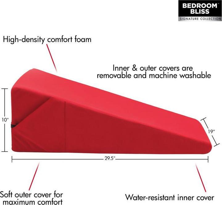 Produktbild Bedroom Bliss Large Love Cushion Rot