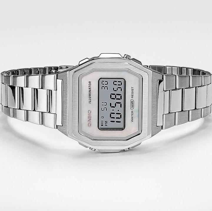 Actual product image Casio Vintage A1000d-7ef (Digital watch, 39.60 mm)