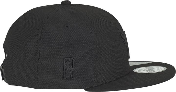 Actual product image New Era 9Fifty Snapback Cap - DIAMOND Chicago Bulls - S/M (S/M)