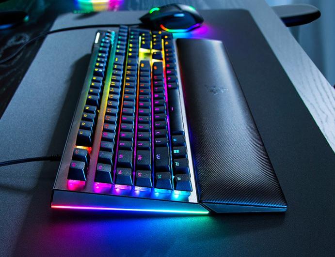 Produktbild Razer BlackWidow V4 X (Eng. Int., Kabelgebunden)
