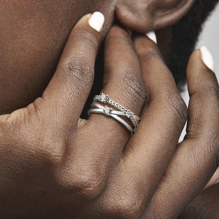 Produktbild Pandora Funkelnder Dreifach Ring (58, 925 Silber)