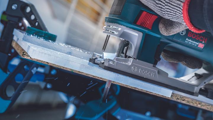 Actual product image Bosch Professional Zubehör PRO Plastics PMMA clean T102BF jigsaw blade, 92 mm, 3 pcs.