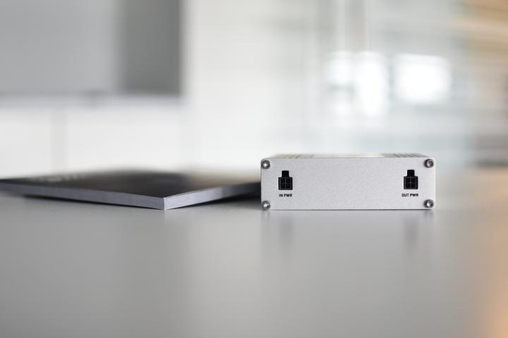 Actual product image Teltonika Uninterruptible power supply