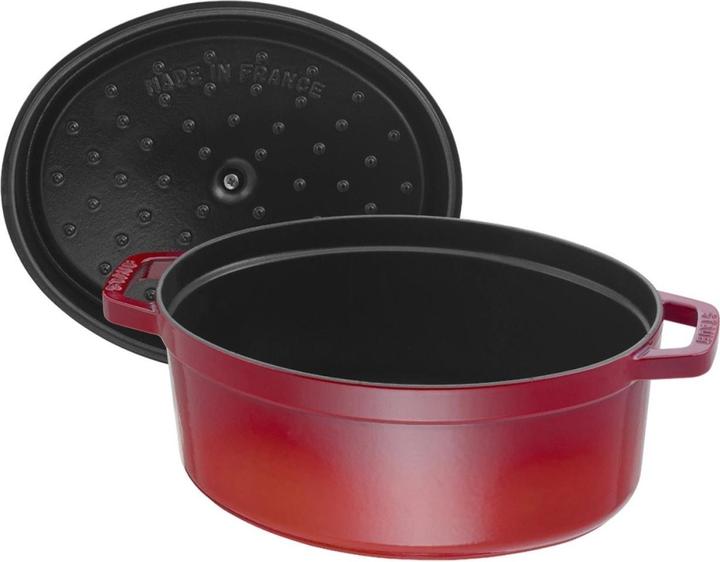 Actual product image Staub Cocotte (31 cm, Casserole + Stewpot, Cast iron)