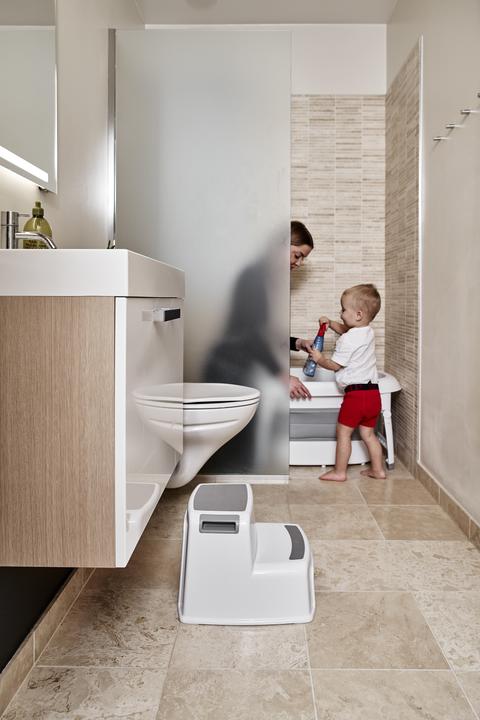 Produktbild Baby Dan Zweistufiger Hocker