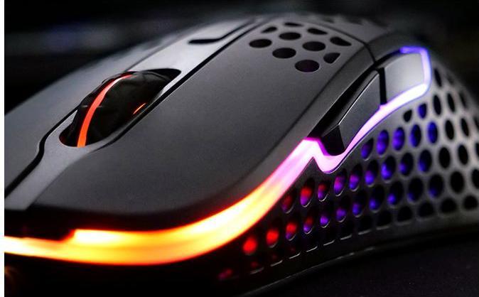 Image du produit CHERRY xtrfy M4 RGB (Filaire)