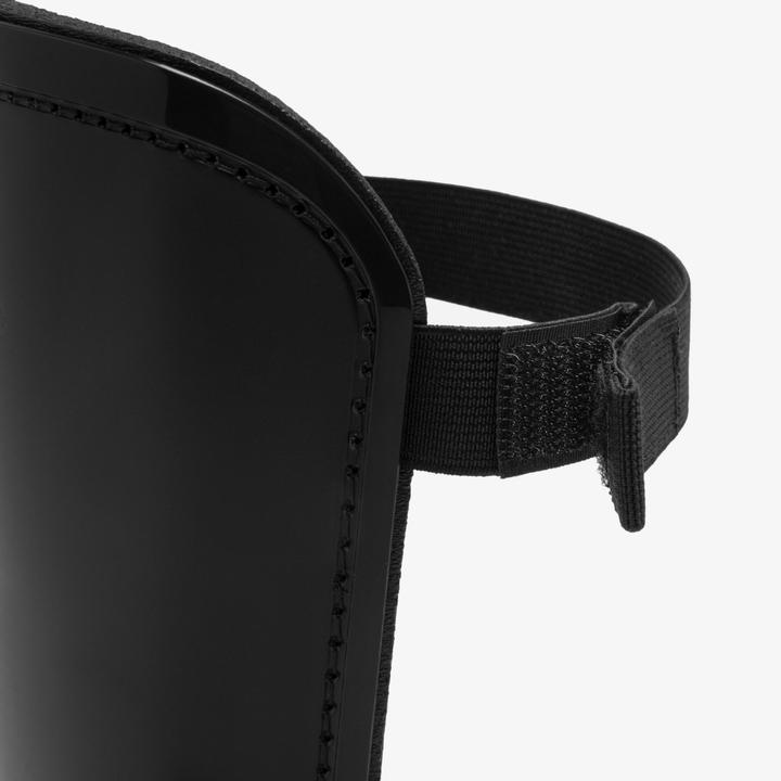 Actual product image Kipsta Damen/Herren Fussball Schienbeinschoner - F100 schwarz (L)