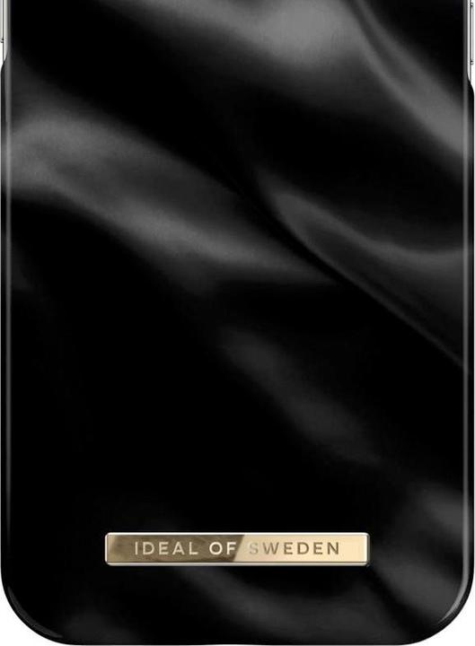 Produktbild iDeal Of Sweden Designer Hard-Cover Black Satin (Apple iPhone 13 Pro Max)