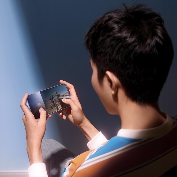 Produktbild Baseus Panzerglas mit Sichtschutz (1 Stück, Apple iPhone 15 Pro)