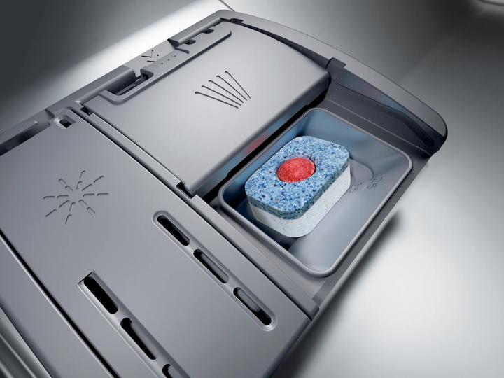 Actual product image Bosch Hausgeräte Series 6, Freestanding Dishwasher, 60 cm, White, SMS6ECW00E