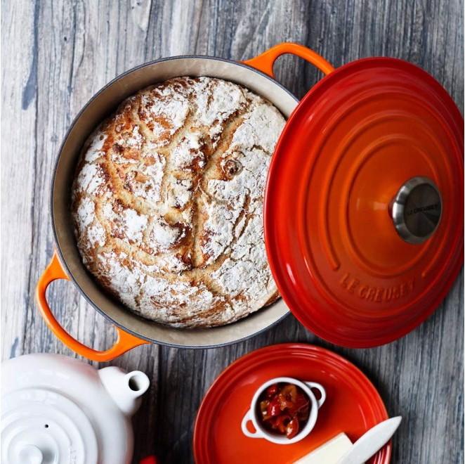 Actual product image Le Creuset Signature (24 cm, Casserole + Stewpot, Cast iron)