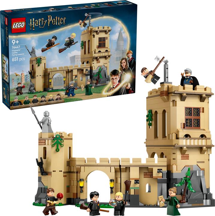 Actual product image LEGO Hogwarts Castle flying lessons (76447, LEGO Harry Potter)