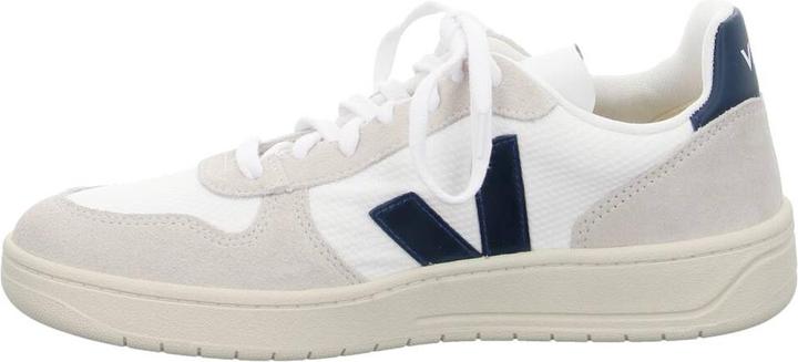 Actual product image Veja V-10 (46)