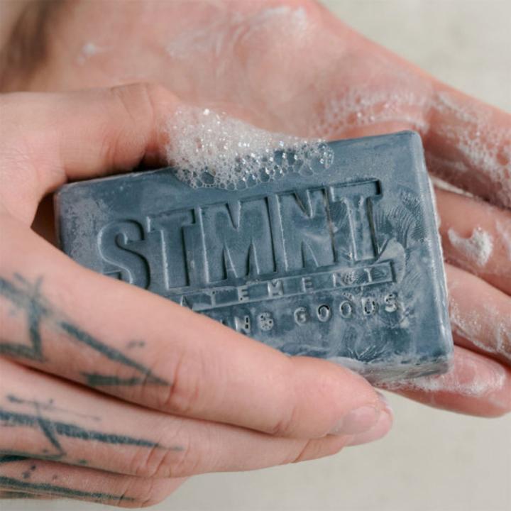 Produktbild STMNT Hair & Body Cleansing Bar (Festes Shampoo)