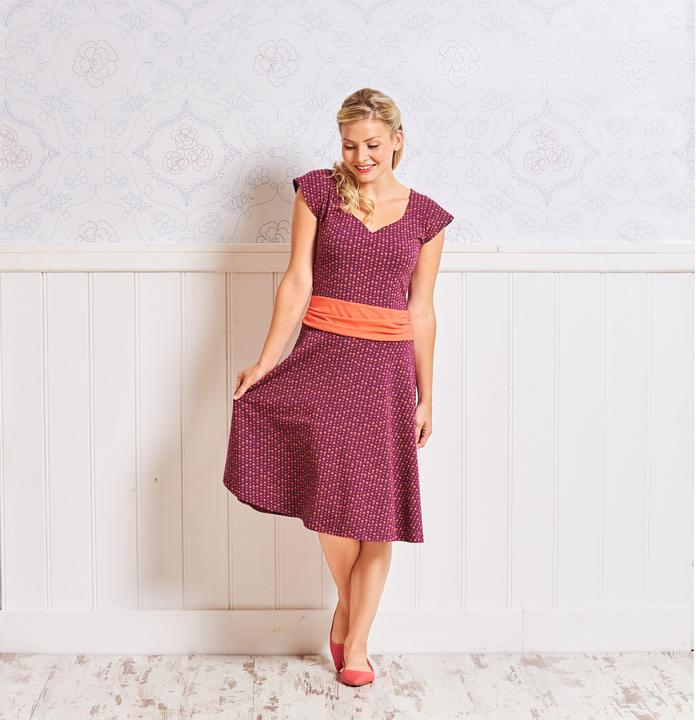 Actual product image Näh dir dein Kleid (German, Rosa P., 2021)