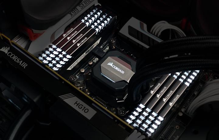 Actual product image Corsair Vengeance LED (4 x 16GB, 3000 MHz, DDR4-RAM, DIMM)