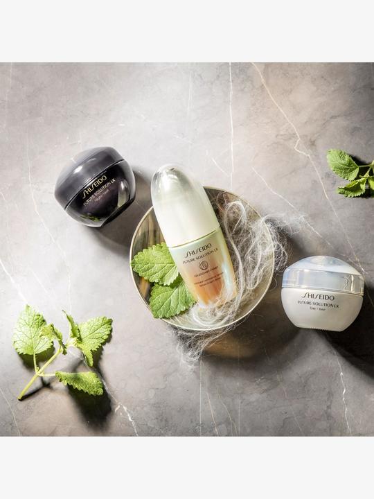 Productafbeelding Shiseido Future Solution Totale Beschermende Crème SPF20 (50 ml, Dagcrème, SPF 20)