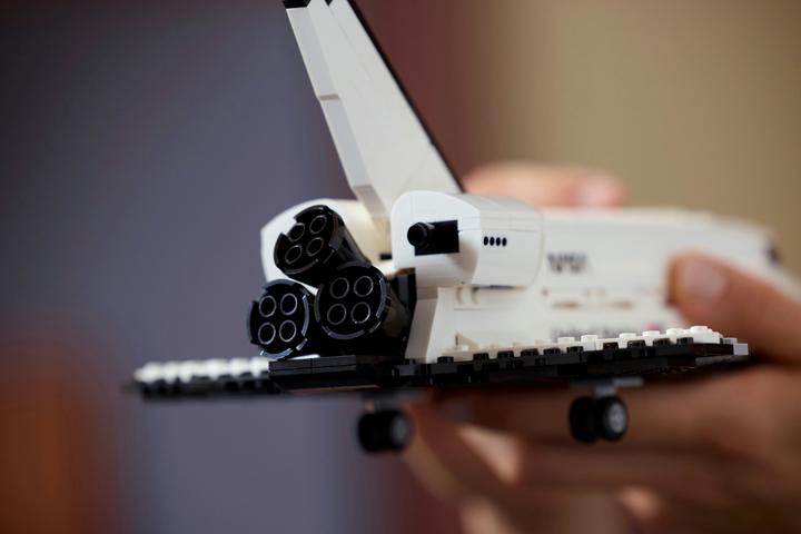 Actual product image LEGO 10360 Spaceshuttle-Transport-Jumbo