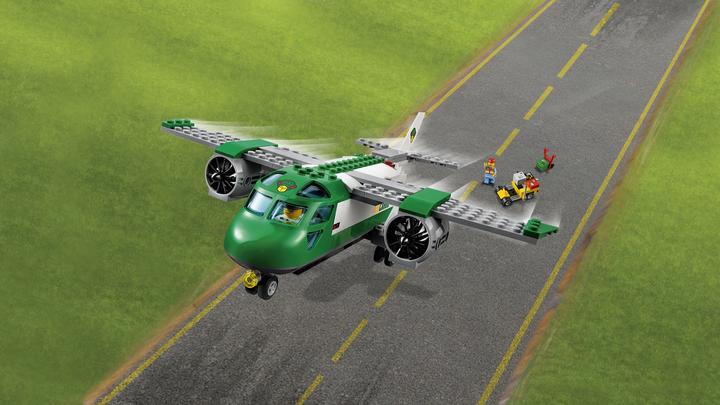 Image du produit LEGO Avion cargo de l'aéroport (60101, LEGO City)