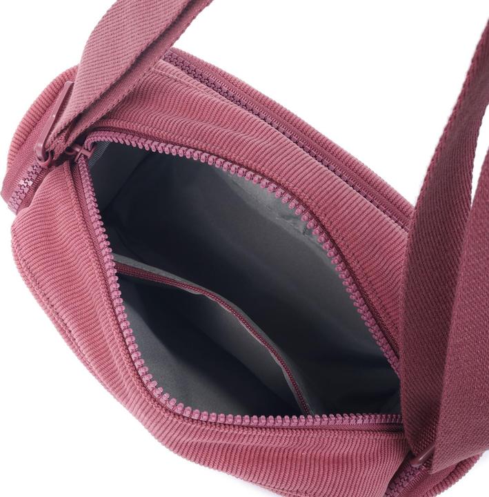 Actual product image Hedgren Inner City Emily shoulder bag RFID protection 24 cm