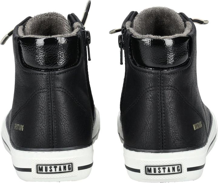 Actual product image Mustang Sneaker (40)