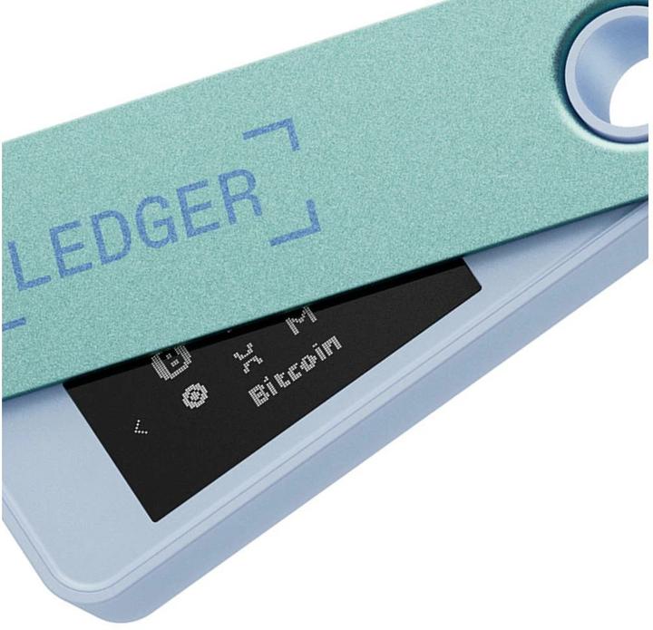 Immagine prodotto Ledger Nano S Plus - Verde pastello (Ripple, Bitcoin, Litecoin, Cardano, TRON, Bitcoin Cash, Ethereum Classic, Ether, Stellar, Monero, Dogecoin)