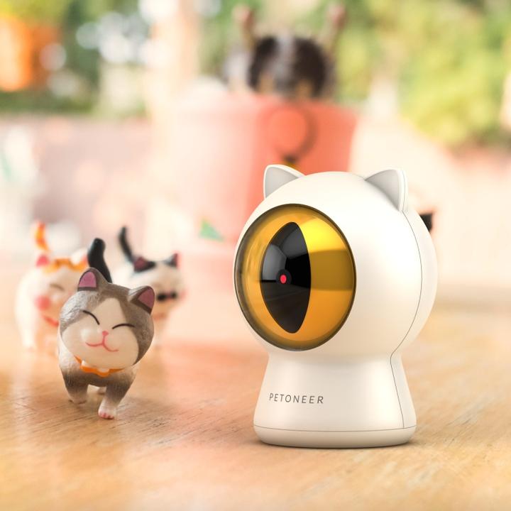 Actual product image Petoneer Smart Dot (Cat activity toy)