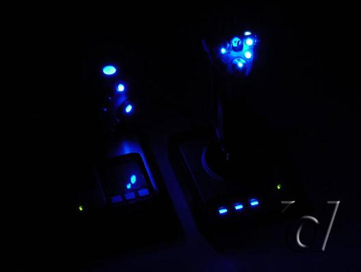Produktbild Saitek PC Flight Control System X52 (Windows)