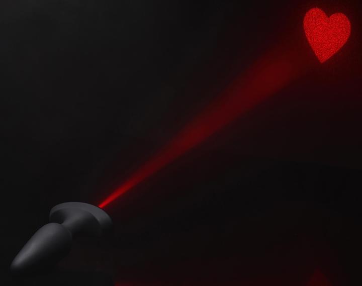 Immagine prodotto XR Brands Plug anale grande con cuore laser e telecomando