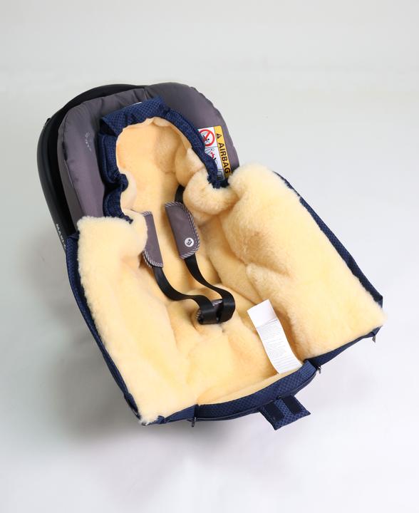 Image du produit Kaiser Channy chancelière pour siège bébé en peau d'agneau médicinale