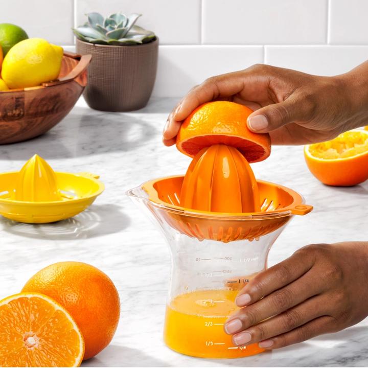 Produktbild OXO 2 in 1 Zitruspresse