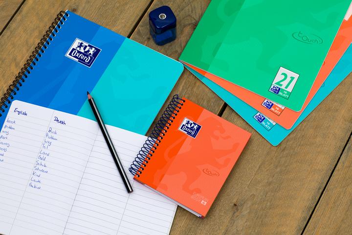 Actual product image Oxford Exercise book, A4, ruling 25 (A4, Lined, Hardcover)