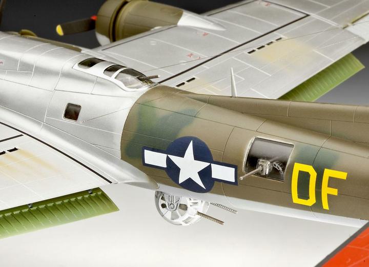 Actual product image Revell B-17G Flying Fortress